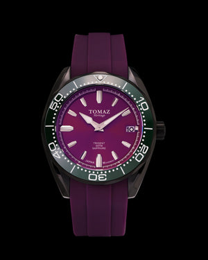 
                  
                    Load image into Gallery viewer, Trident GR03A-D12 (Silver/Green) Purple Silicone Strap
                  
                