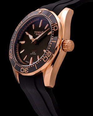 
                  
                    Load image into Gallery viewer, Trident  GR03A-D3 (Rosegold/Black) Black Silicone Strap
                  
                