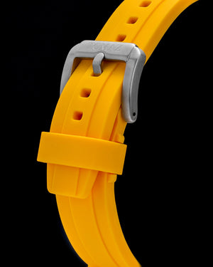 
                  
                    Load image into Gallery viewer, Trident  GR03A-D4 (Silver/Black) Yellow Silicone Strap
                  
                