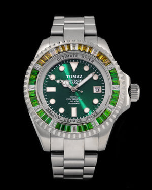 
                  
                    Load image into Gallery viewer, Ultimate Diver GR06-D3 (Silver/Green) with Green Yellow White (Silver Stainless Steel)
                  
                