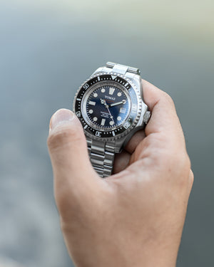 
                  
                    Load image into Gallery viewer, Ultimate Diver GR06B-D3 (Silver/Blue/Black) Silver Stainless Steel
                  
                