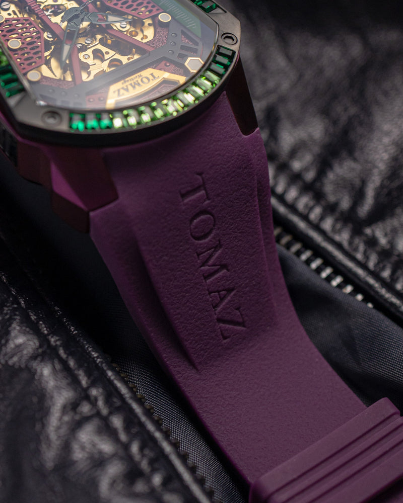 
                  
                    Load image into Gallery viewer, GT Skeleton TW028-D19 (Purple) with Purple Green Swarovski (Purple Rubber Strap)
                  
                