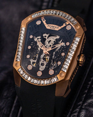 
                  
                    Load image into Gallery viewer, GT Skeleton TW028-D5 (Rosegold/Black) with White Swarovski (Black Rubber Strap)
                  
                