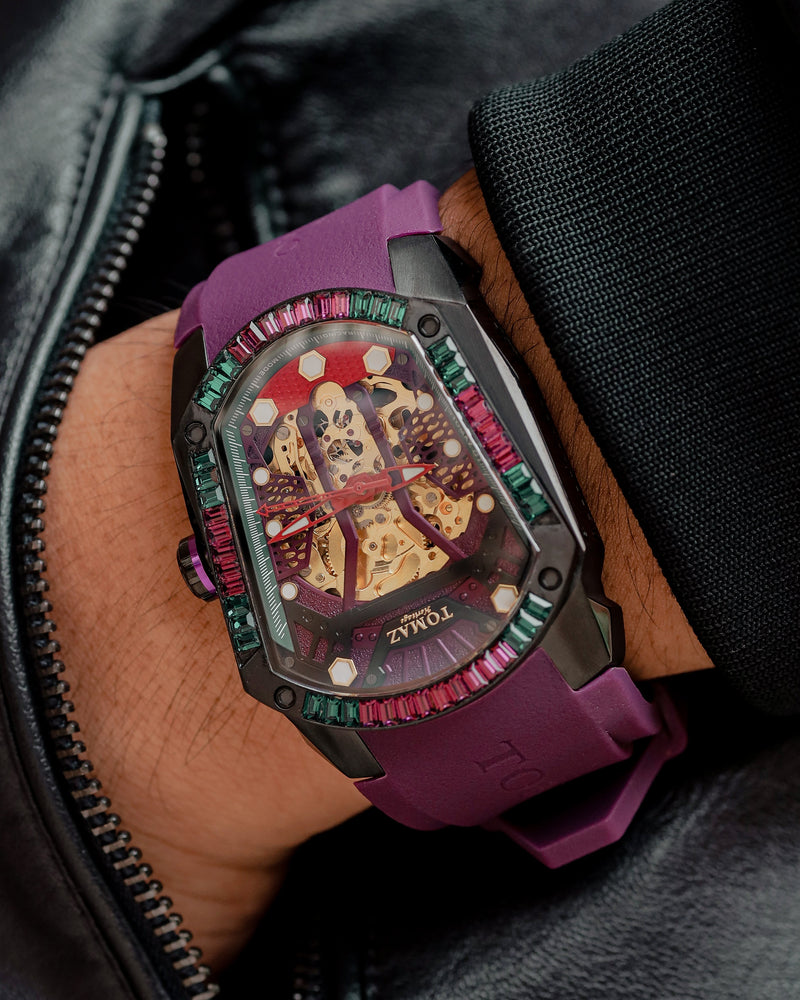 
                  
                    Load image into Gallery viewer, GT Skeleton TW028-D18 (Purple) with Purple Green Swarovski (Purple Rubber Strap)
                  
                