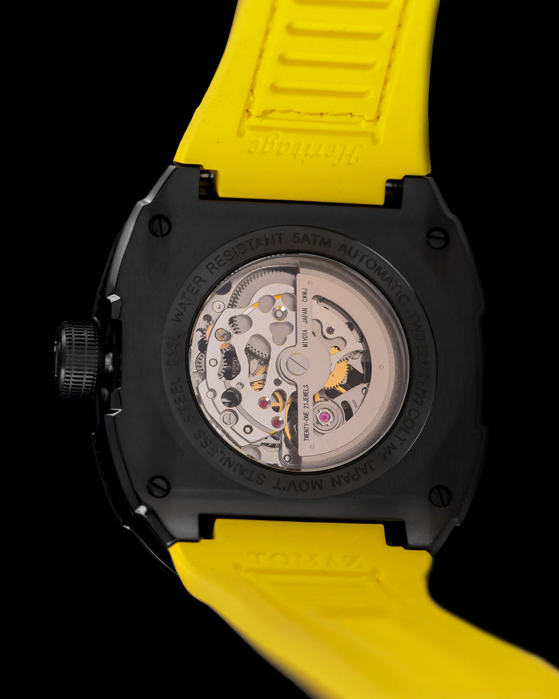 
                  
                    Load image into Gallery viewer, Colt M4 TW029A-D7 (Black/Yellow) Yellow Leather with Rubber Strap
                  
                