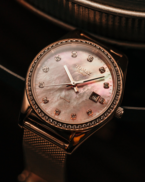 
                  
                    Load image into Gallery viewer, Tomaz Ladies Watch TQ017L-D2 (Rose Gold/Pink) with Swarovski Rosegold Mesh Strap
                  
                